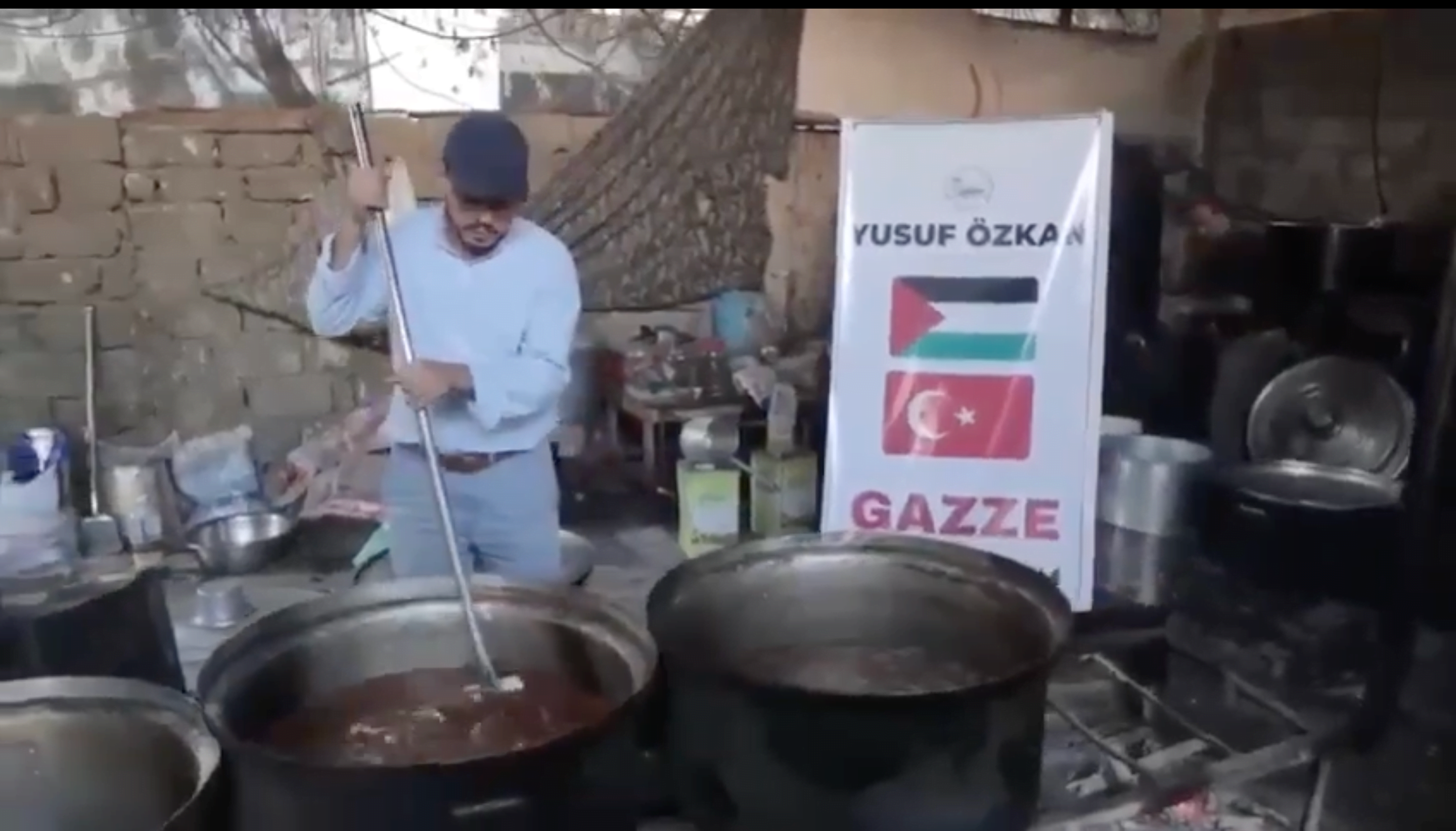 Gazzeye İnsani Yardım Ulaştırdık